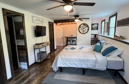 Gap Mills Other | Way Up Acres and Lodging