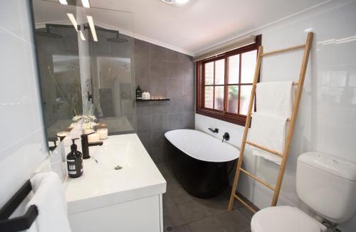 Goolwa House | Wayfarers Cottage