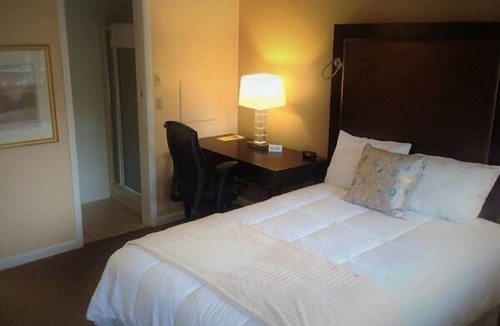 Honesdale House | Wayne Inn