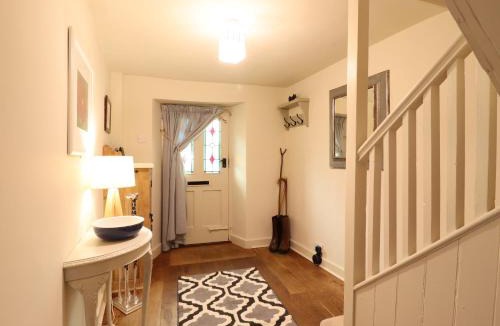 Pavenham House | Wayside Cottage