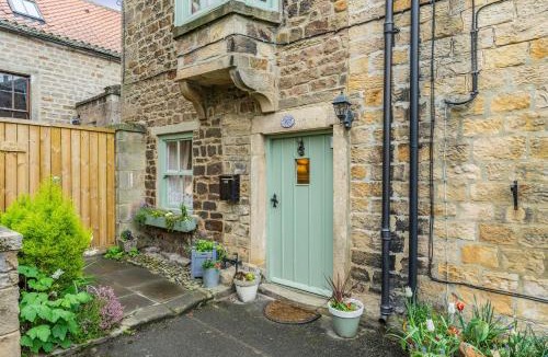 Staindrop House | Wayside Cottage