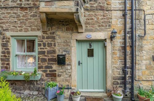 Staindrop House | Wayside Cottage