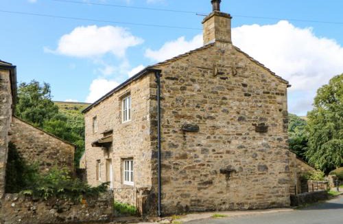 Starbotton House | Wayside Cottage