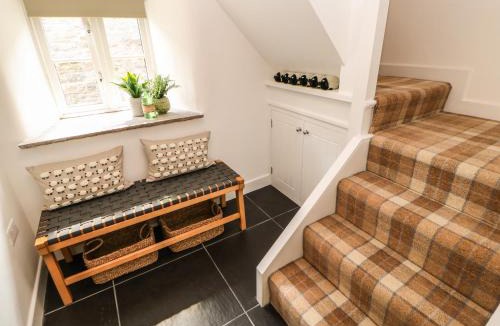 Starbotton House | Wayside Cottage