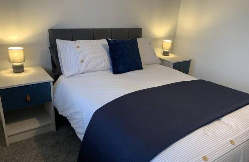 Chorlton-by-Backford House | Wayside farmhouse stay