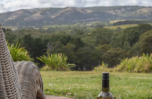 McLaren Flat House | WayWood Wines Vineyard Hideway