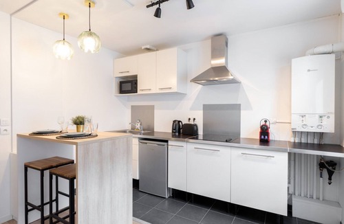 Wazemmes Apartment | Wazemmes - Functional studio with parking