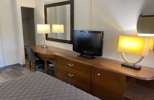 Hawk Run Hotel | We Are Inn