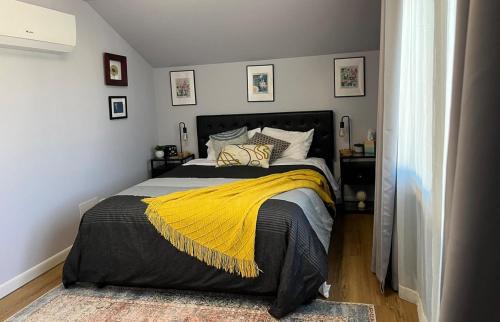 San Bruno Apartment | We can't even