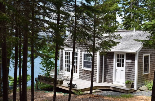 Seal Cove Cottage | We do not accept 2026 bookings until January.