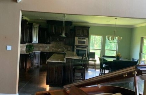 Center Ridge House | We invite you to experience The Alexandrite! Learn more at thealexandrite.us