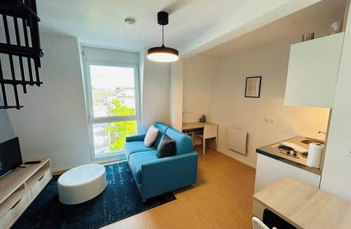 Barbatre Apartment | We Live In R - Duplex 502