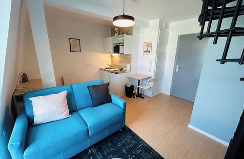 Barbatre Apartment | We Live In R - Duplex 502