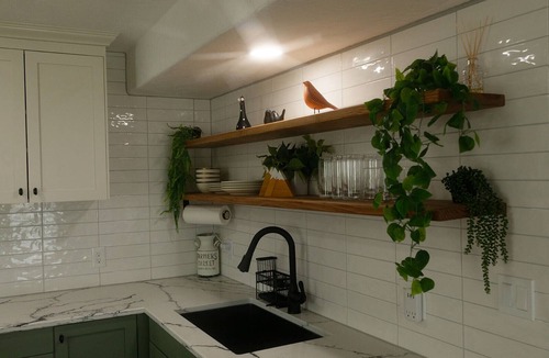 Rawlins Apartment | We need your review, come help us build something special! New and comfortable!