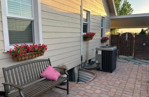 Garrett House | We put the ‘Fun’ in your stay!