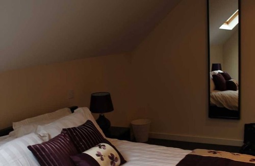 Gwernymynydd Bed & Breakfast | We Three Loggerheads