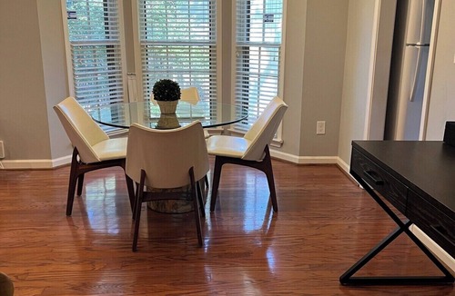 Green Hills Condo | We welcome you home to this peaceful and centrally-located house