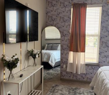 South Nashville Apartment | WealthyRich Luxury Stay 5 Min From Downtown Nashville