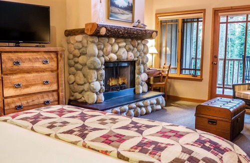 Grants Pass Cabin | Weasku Inn