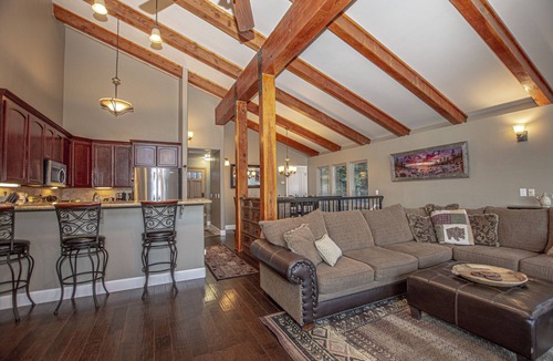 Talmont House | Weathertop by Hauserman Rentals