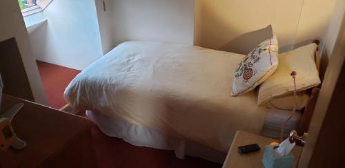 Penarth House | Weaver's House B and B