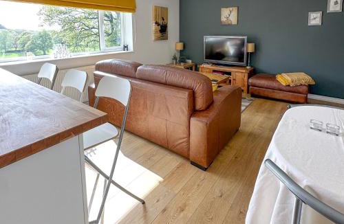 North Gorley House | Weavers Lodge