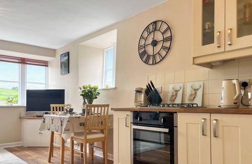 Hayfield Cottage | Weavers View - UK49723