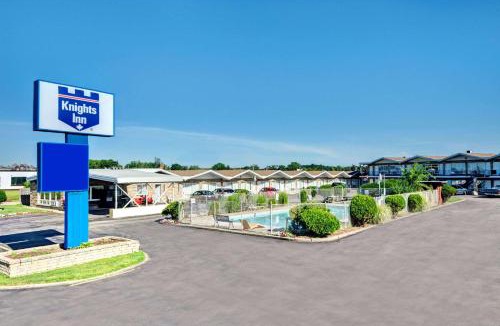 Rosemount Hotel | Weber Inn KItchener