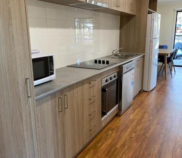 Wedderburn Hotel | Wedderburn Caravan Park