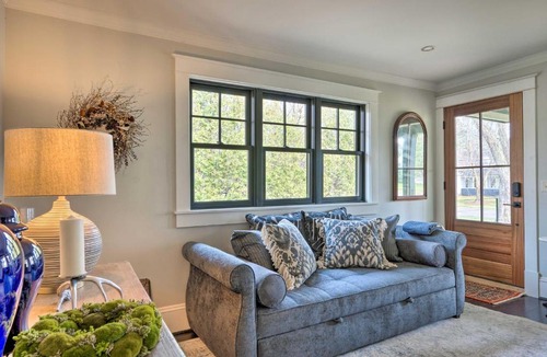 Derby Center House | Wedding Party Fun! Arts + Crafts Gem in Derby