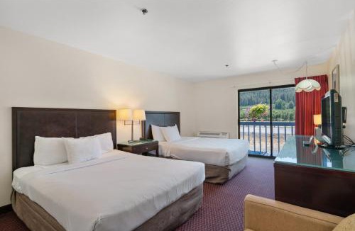 Dryden Hotel | Wedge Mountain Inn