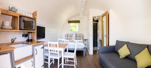 Polmont House | Weedingshall Lodges