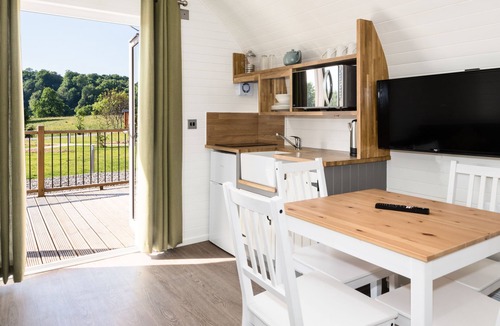 Falkirk Cabin | Weedingshall Lodges