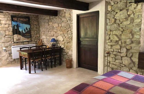 Comps House | Week end en Provence - Chambres d'hotes