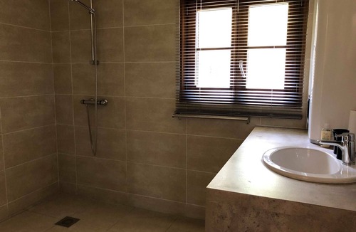 Comps House | Week end en Provence - Chambres d'hotes