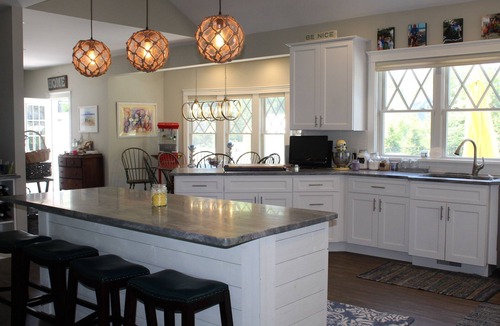 Weekapaug House | Weekapaug Vacation Home with Pool and Hot Tub