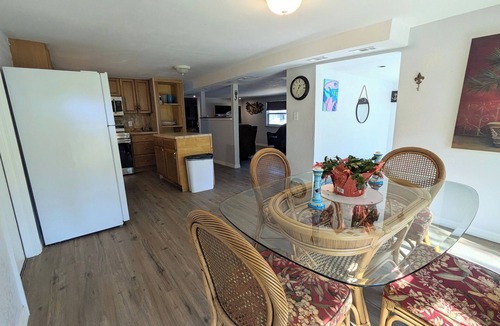 Weeki Wachee Gardens Cottage | Weeki fun house