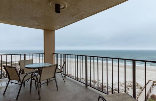 Orange Beach Condo | WEEKLY SPECIALS! ~ 2 Bedroom ~ BEACH FRONT! 6th FLOOR ~ Phoenix I