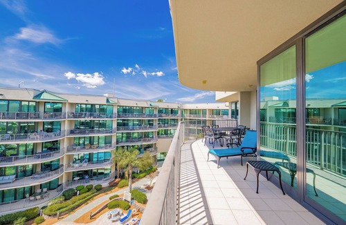 Orange Beach Condo | *WEEKLY SPECIALS!* Phoenix On The Bay *3BR 3BA* Condo 1524