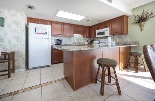 Orange Beach Condo | *WEEKLY SPECIALS!* Phoenix III - 4th Floor - 3 Bedroom