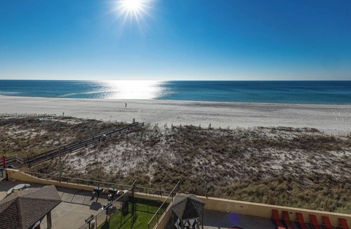 Orange Beach Condo | *WEEKLY SPECIALS!* Phoenix III - 4th Floor - 3 Bedroom