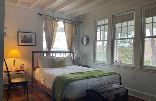 West Annapolis House | Weems Creek Cottage, Annapolis Waterfront