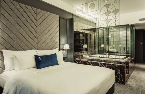 Taman Istana Hotel | WEIL Hotel