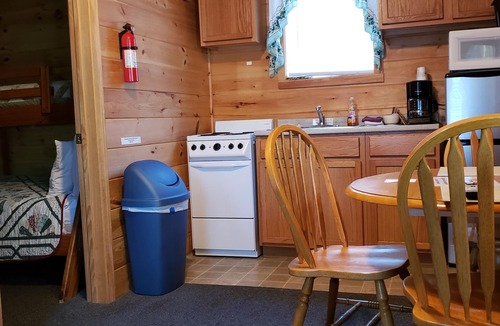 Weirs Beach Hotel | Weirs Beach Motel and Cottages