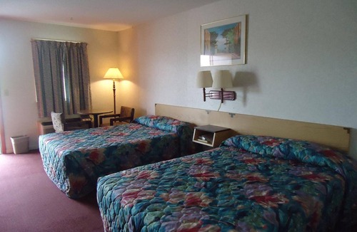 Hamptonville Hotel | Welborn Motel