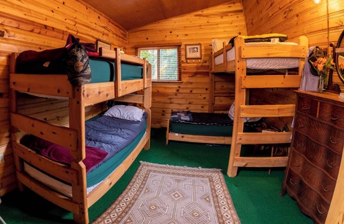 Kalama Bed & Breakfast | Welch Cabin - A License to Chill