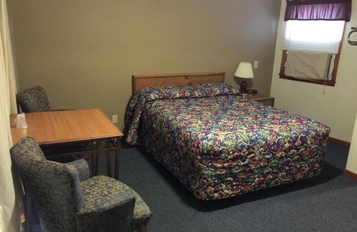 La Crosse Hotel | Welch Motel