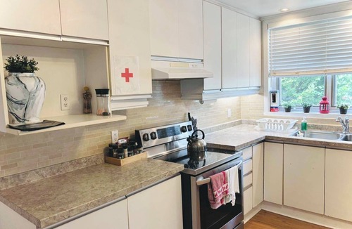 St-Adolphe-d'Howard Ski Chalet | Welcome to our charming cottage in Saint-Adolphe-d'Howard!