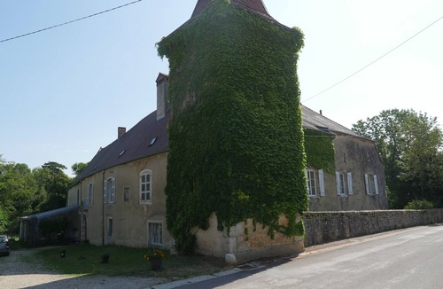 Aiglepierre House | welcome for a stay at the castle