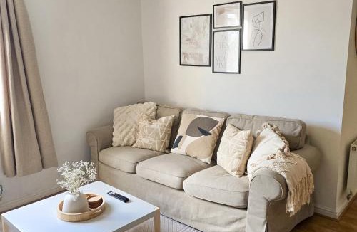 Royston Apartment | Welcome Home